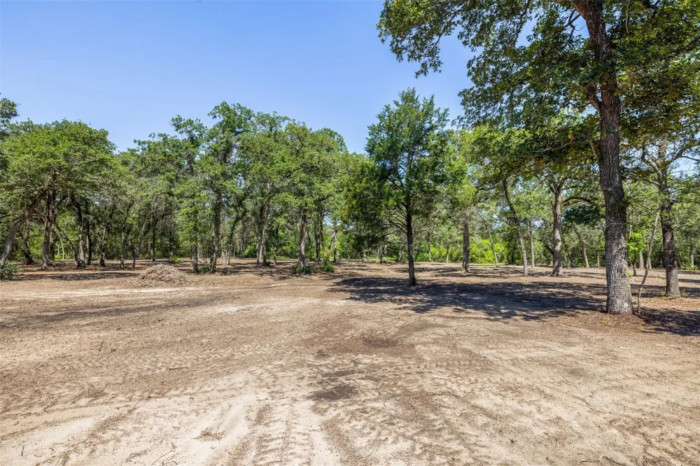 2465 County Road 58 Caldwell, TX 77836