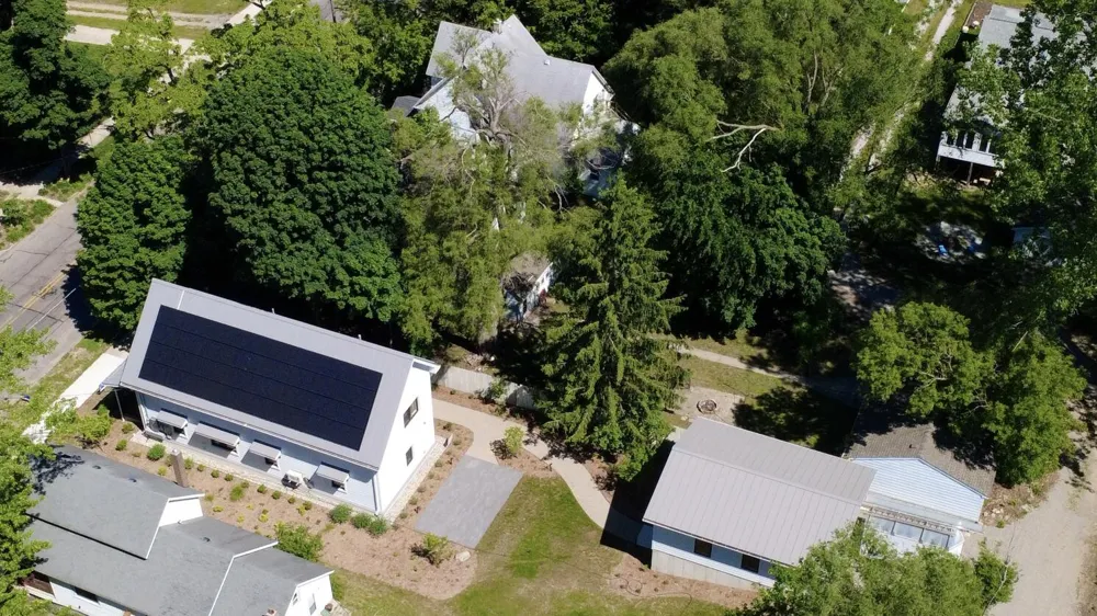 720 Eastern Avenue NE Grand Rapids, MI 49503