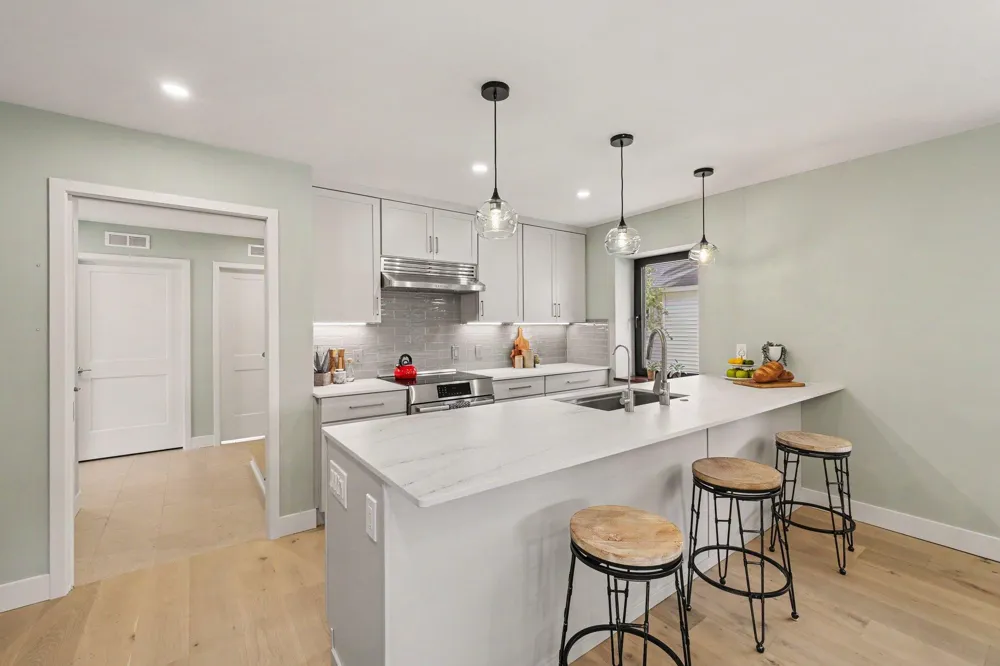 720 Eastern Avenue NE Grand Rapids, MI 49503