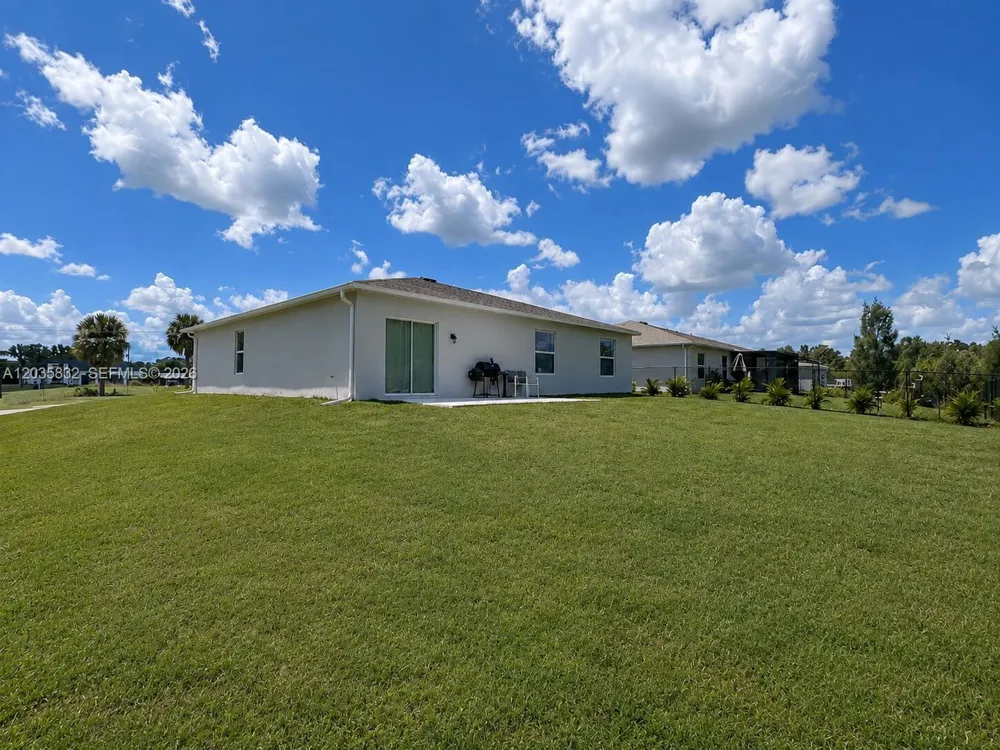26484 View Dr Punta Gorda, FL 33983