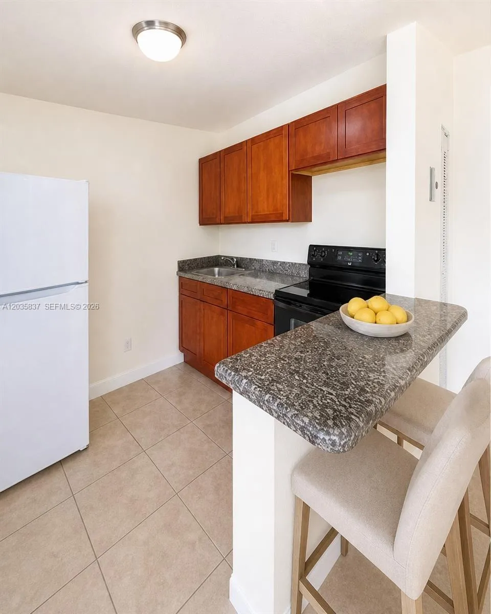 1533 NW 2nd Ave #6 Miami, FL 33136