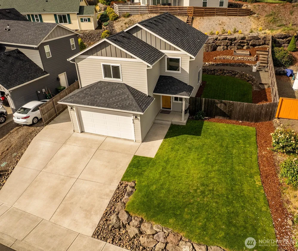 610 Stone View Way Kalama, WA 98625