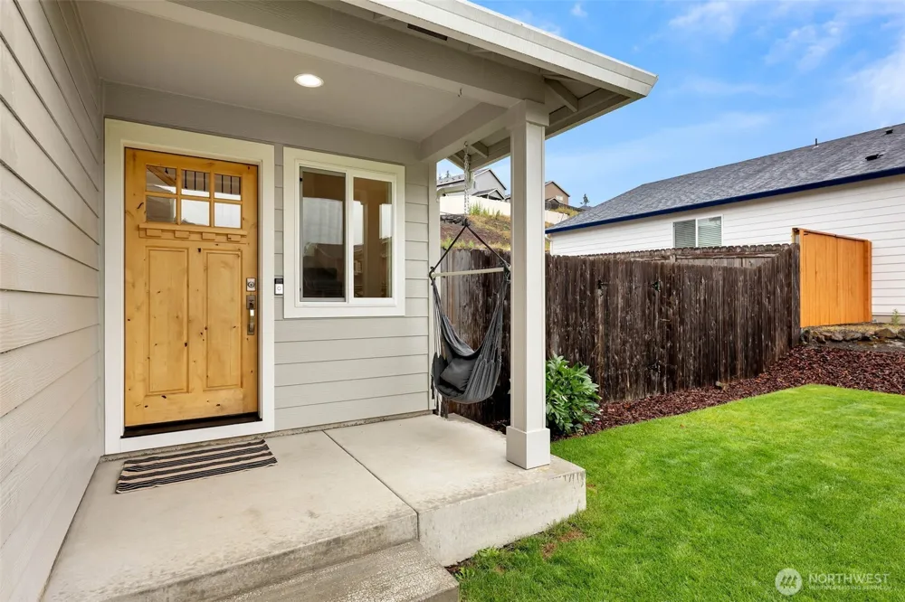 610 Stone View Way Kalama, WA 98625