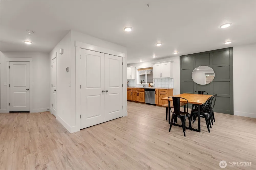 610 Stone View Way Kalama, WA 98625