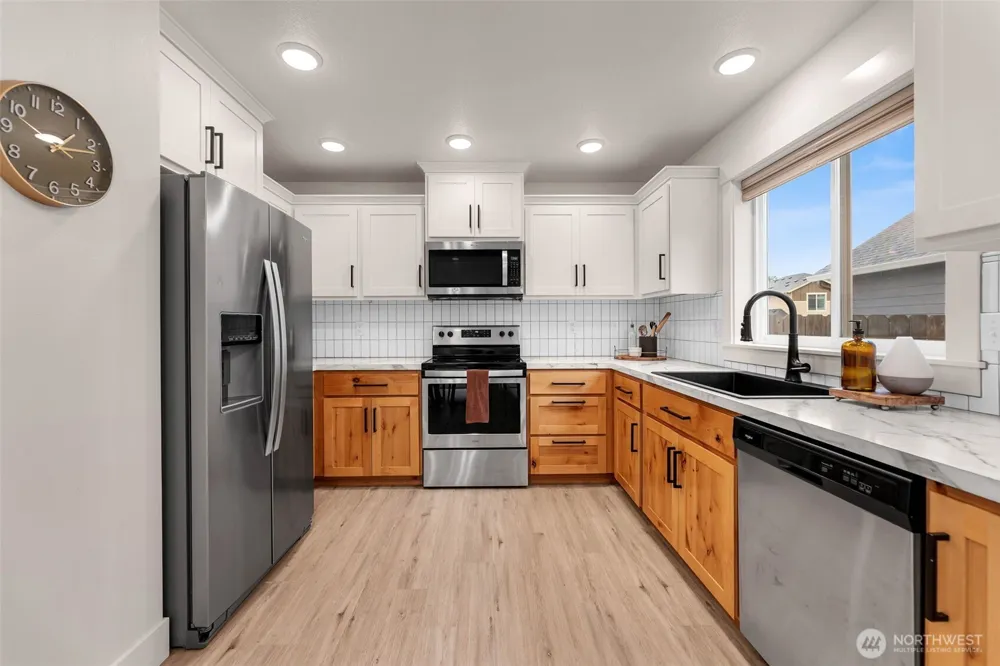 610 Stone View Way Kalama, WA 98625