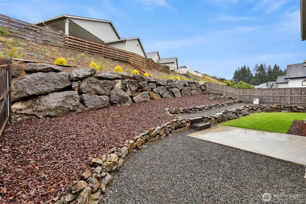 610 Stone View Way Kalama, WA 98625