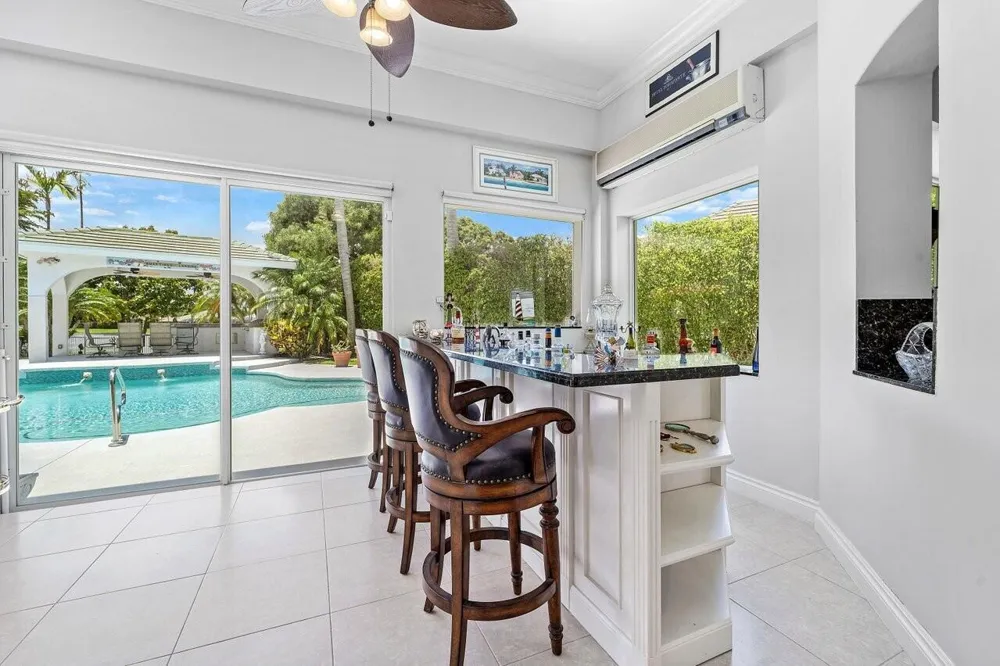 6990 Cypress Cove Circle Jupiter, FL 33458