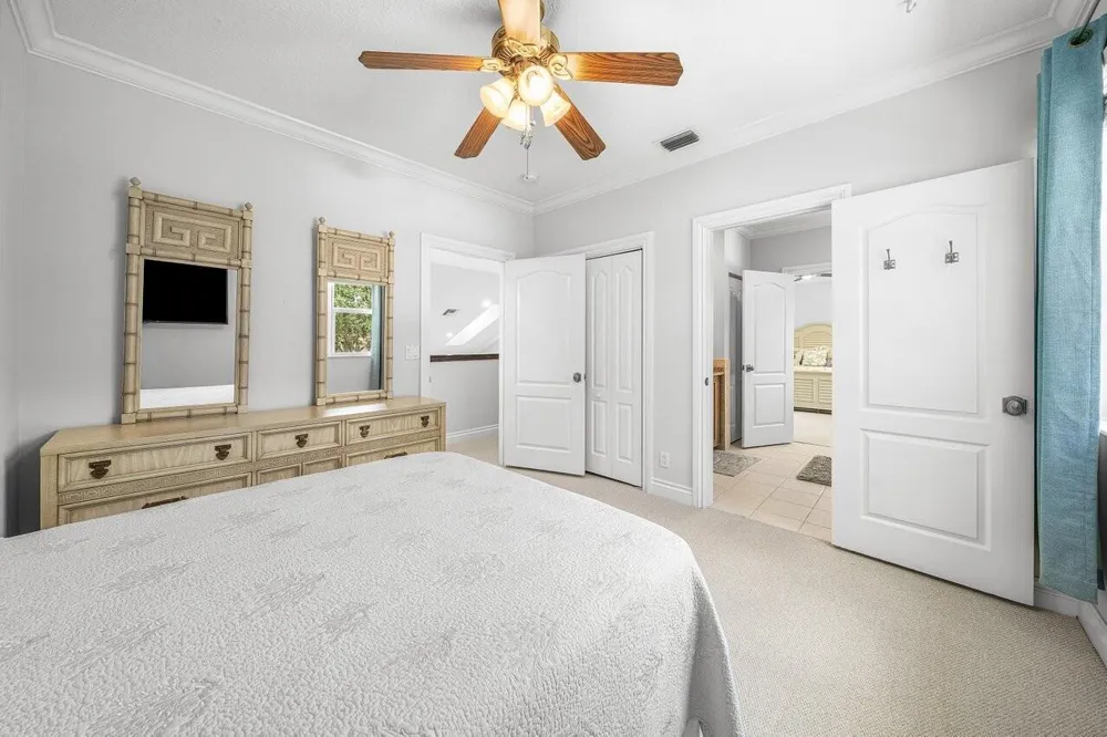 6990 Cypress Cove Circle Jupiter, FL 33458