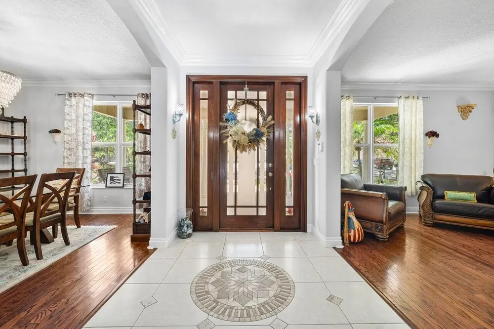6990 Cypress Cove Circle Jupiter, FL 33458