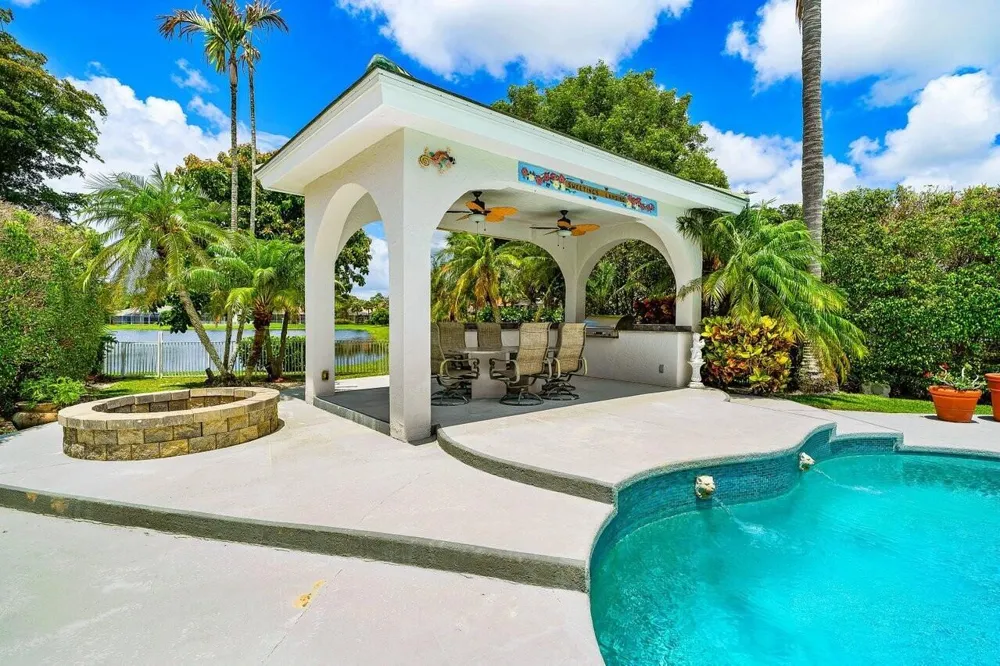 6990 Cypress Cove Circle Jupiter, FL 33458