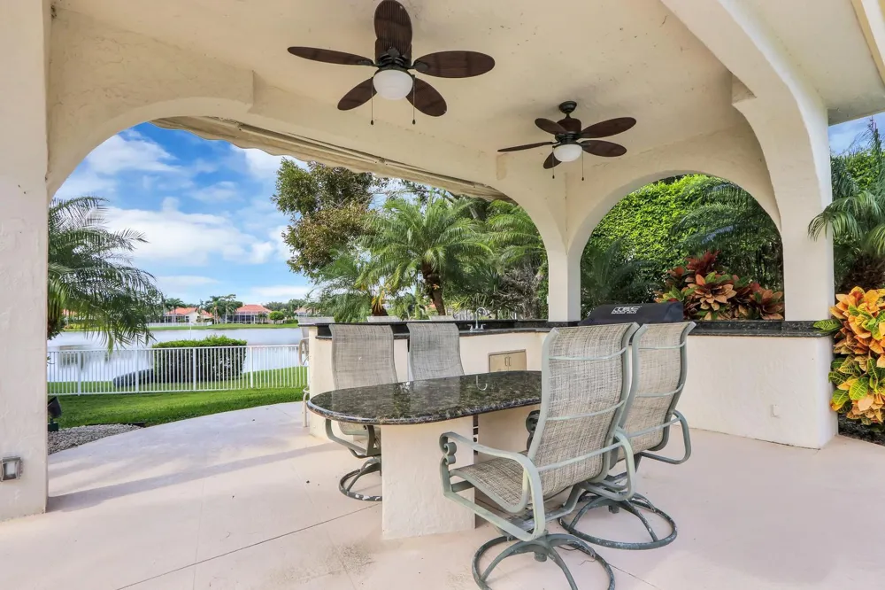 6990 Cypress Cove Circle Jupiter, FL 33458
