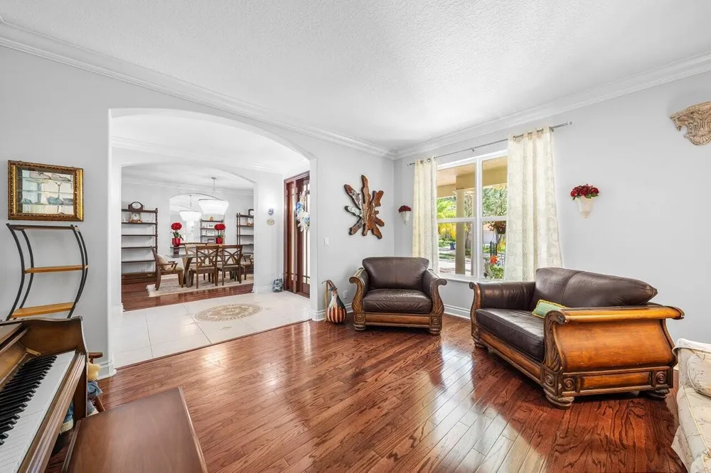 6990 Cypress Cove Circle Jupiter, FL 33458
