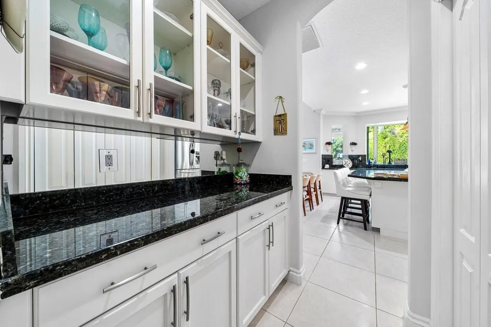 6990 Cypress Cove Circle Jupiter, FL 33458