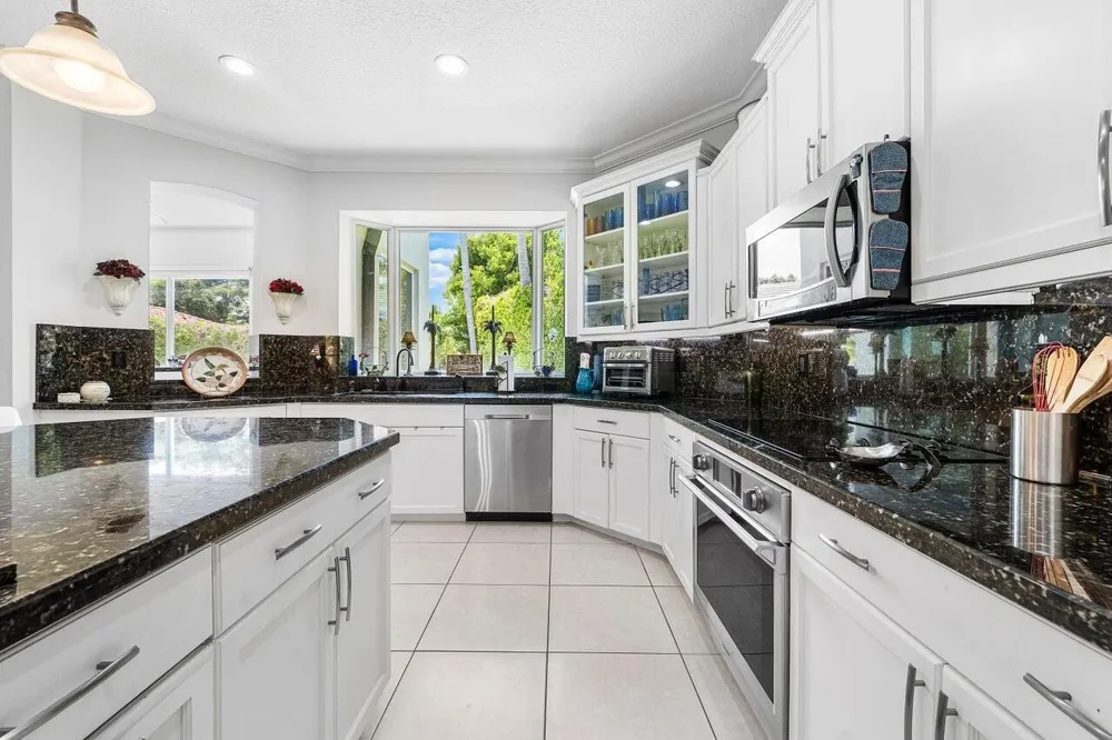 6990 Cypress Cove Circle Jupiter, FL 33458