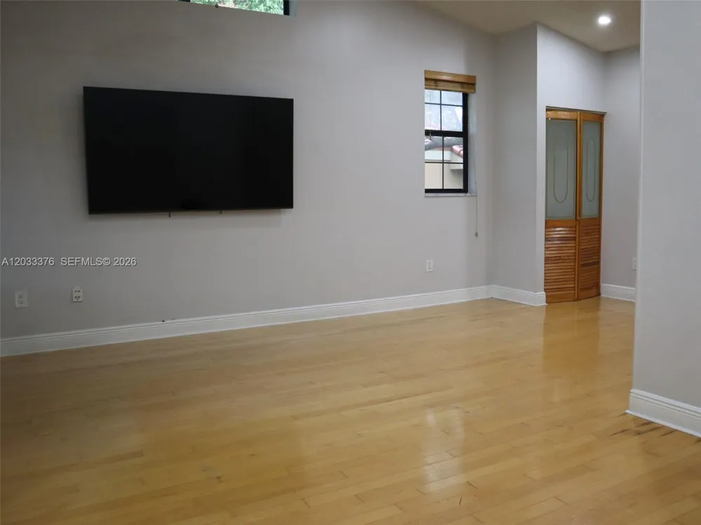 Address Not Shown Miami Lakes, FL 33014