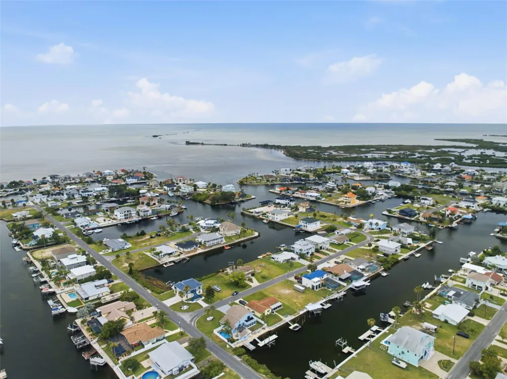 4262 PARADISE CIRCLE Hernando Beach, FL 34607