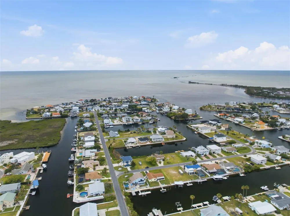 4262 PARADISE CIRCLE Hernando Beach, FL 34607