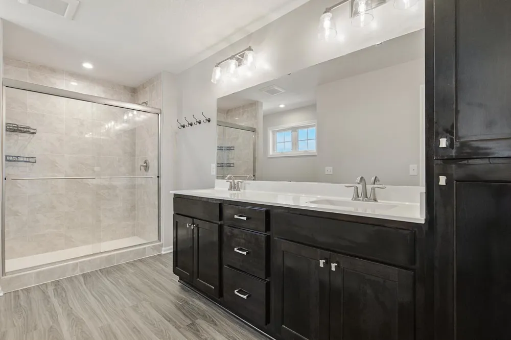 1075 Anthony Way Victoria, MN 55386