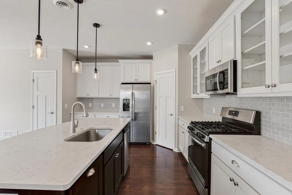 1075 Anthony Way Victoria, MN 55386