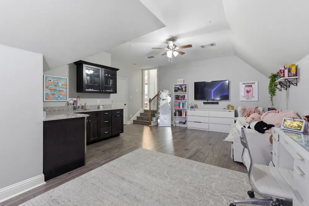 965 Fall Creek Grapevine, TX 76051