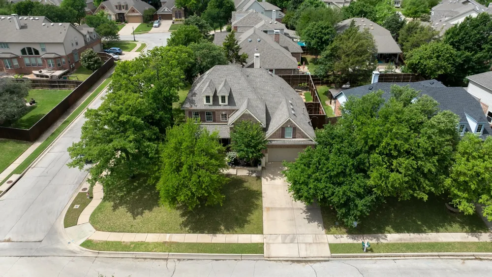 965 Fall Creek Grapevine, TX 76051