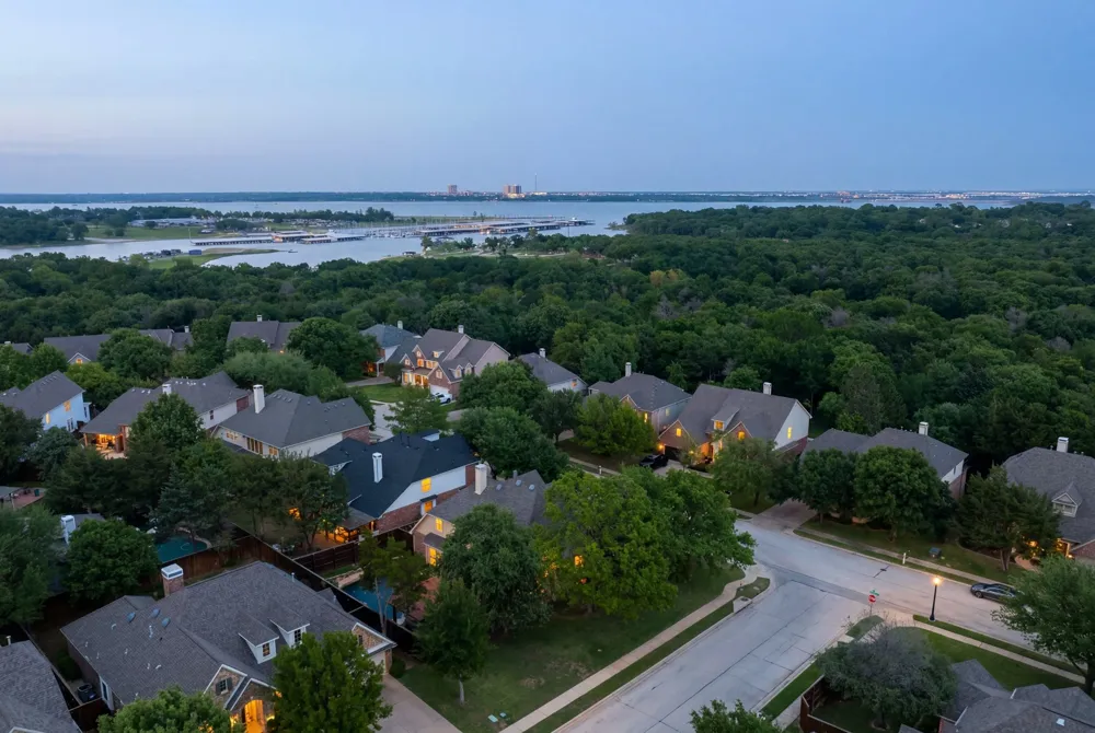 965 Fall Creek Grapevine, TX 76051