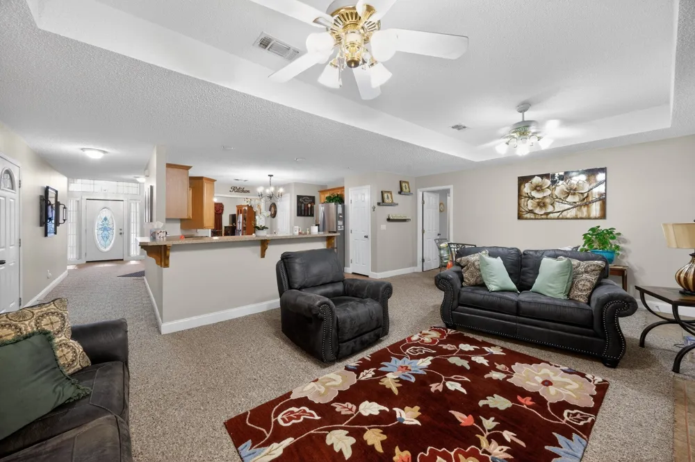 8229 Farm Road 905 Paris, TX 75462