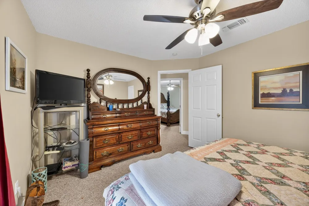 8229 Farm Road 905 Paris, TX 75462