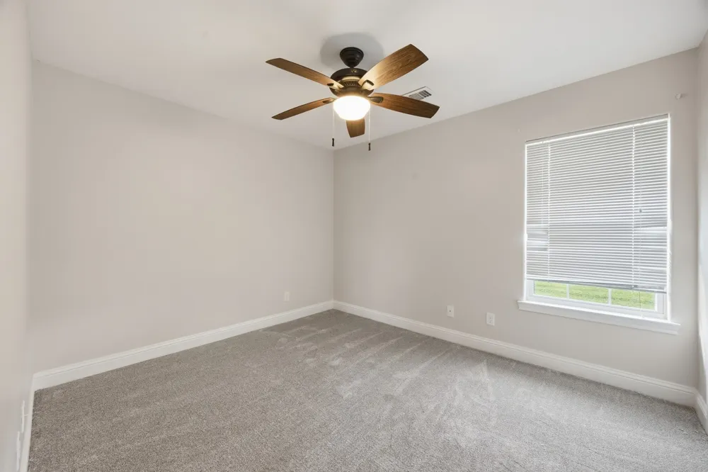 8229 Farm Road 905 Paris, TX 75462