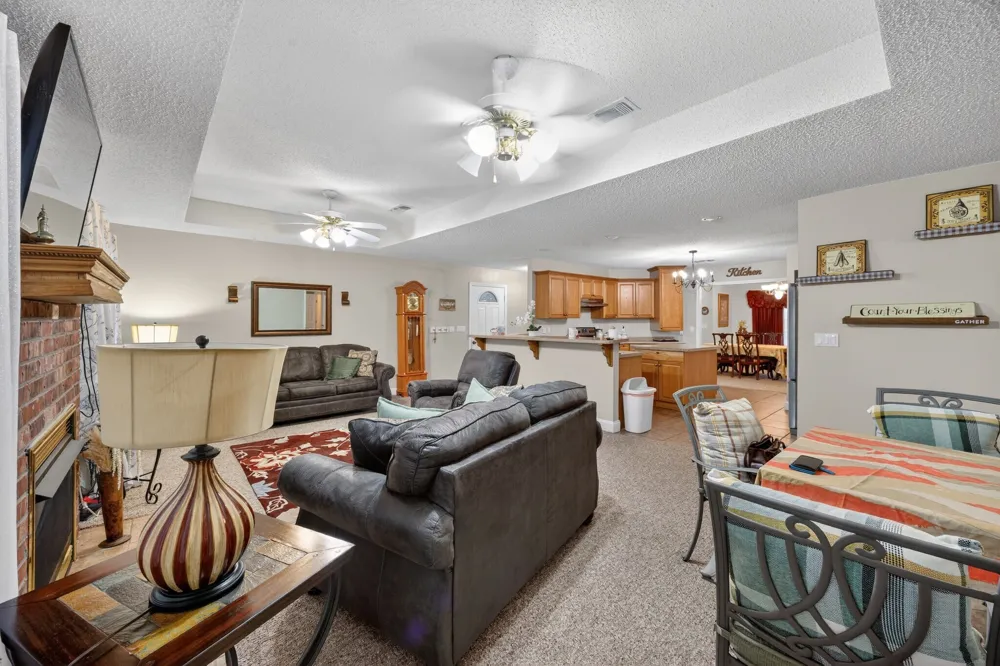 8229 Farm Road 905 Paris, TX 75462