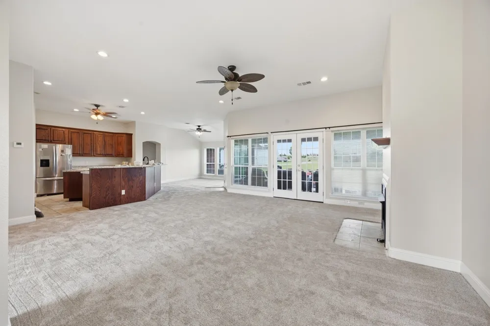 8229 Farm Road 905 Paris, TX 75462
