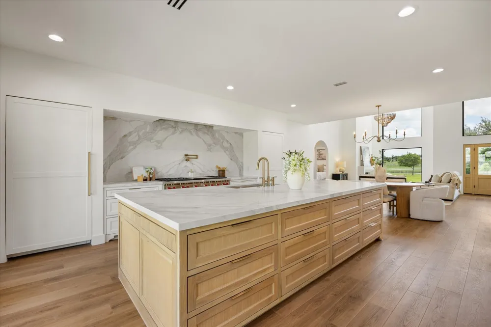 15101 White Settlement Road Fort Worth, TX 76108