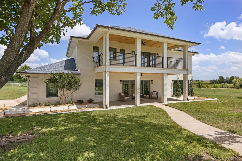 15101 White Settlement Road Fort Worth, TX 76108