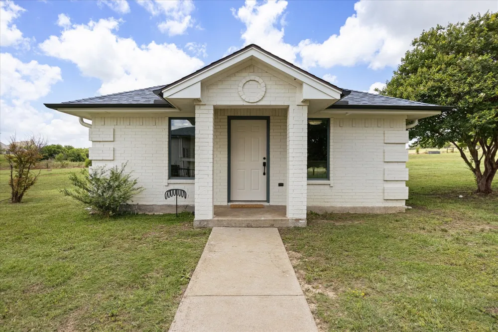 15101 White Settlement Road Fort Worth, TX 76108