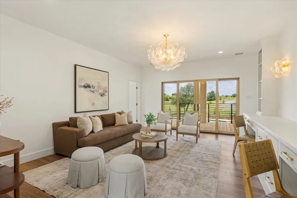 15101 White Settlement Road Fort Worth, TX 76108