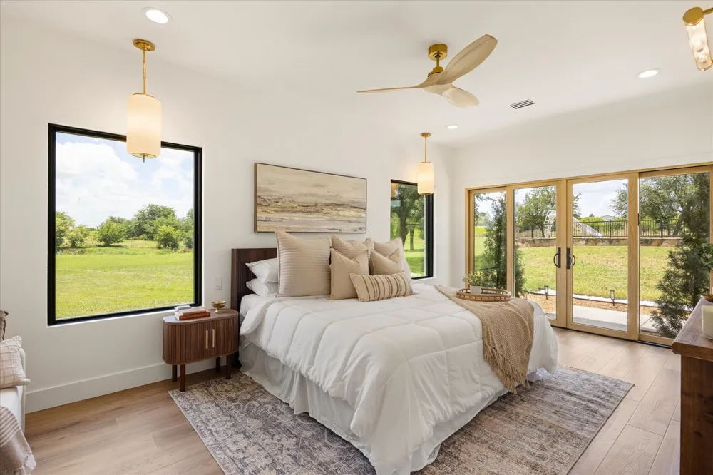 15101 White Settlement Road Fort Worth, TX 76108