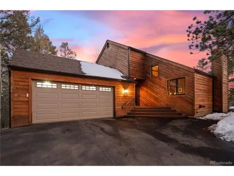 31207 Kings Valley Drive