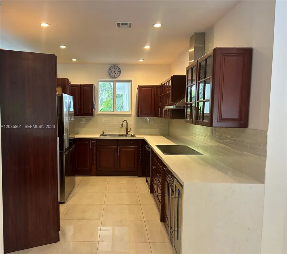 12885 77 AVE Pinecrest, FL 33156