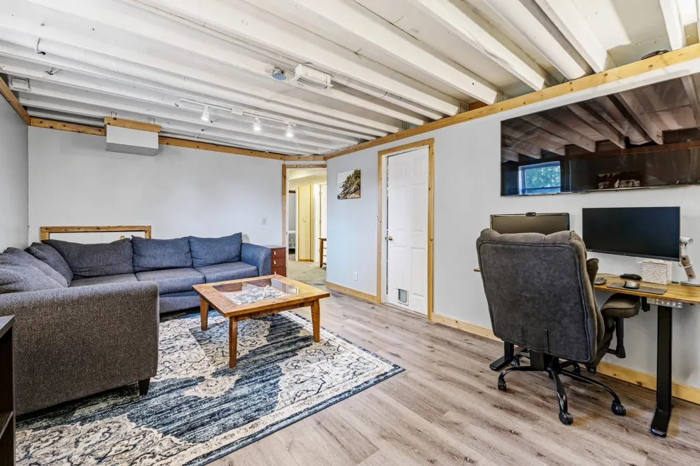 5636 Juniper Drive Leoni Township, MI 49201