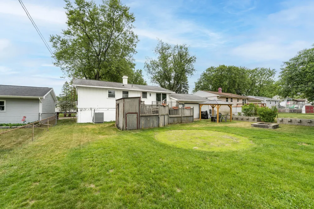 5636 Juniper Drive Leoni Township, MI 49201