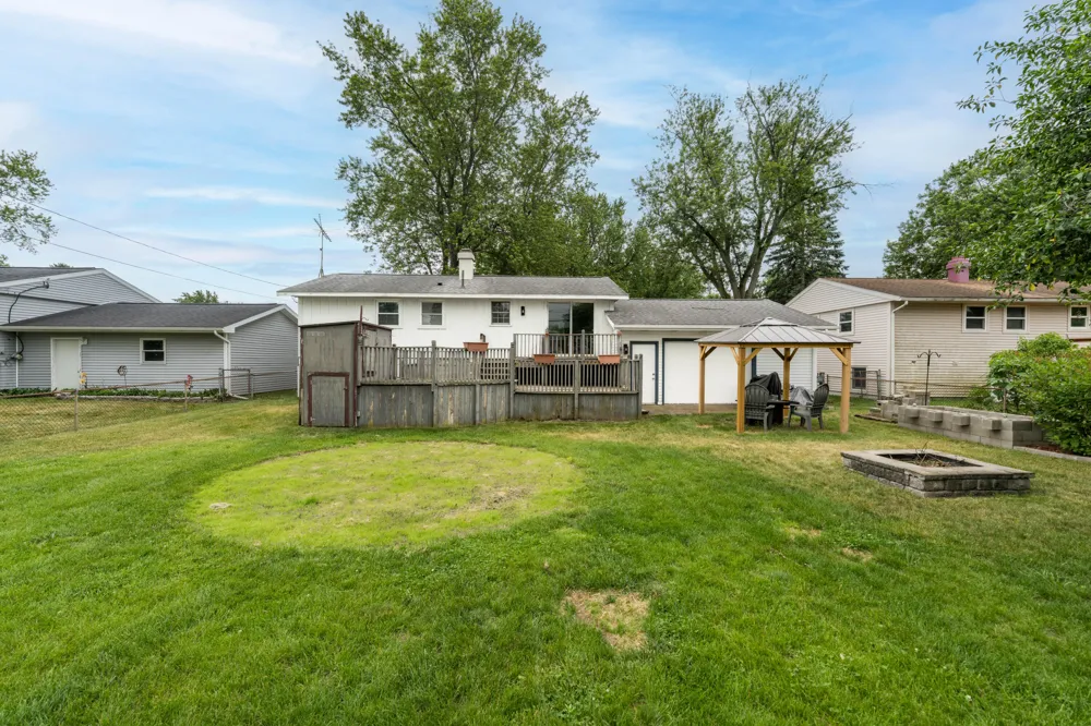 5636 Juniper Drive Leoni Township, MI 49201