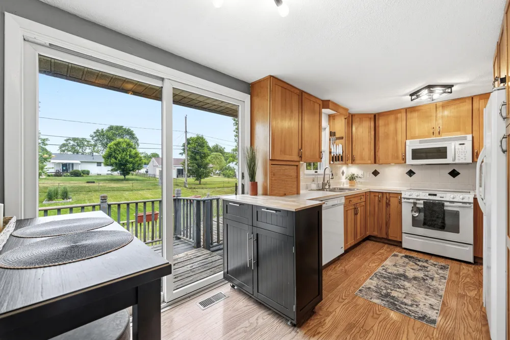 5636 Juniper Drive Leoni Township, MI 49201