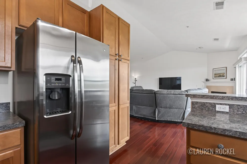 3401 Kings River Street SW Wyoming City, MI 49418