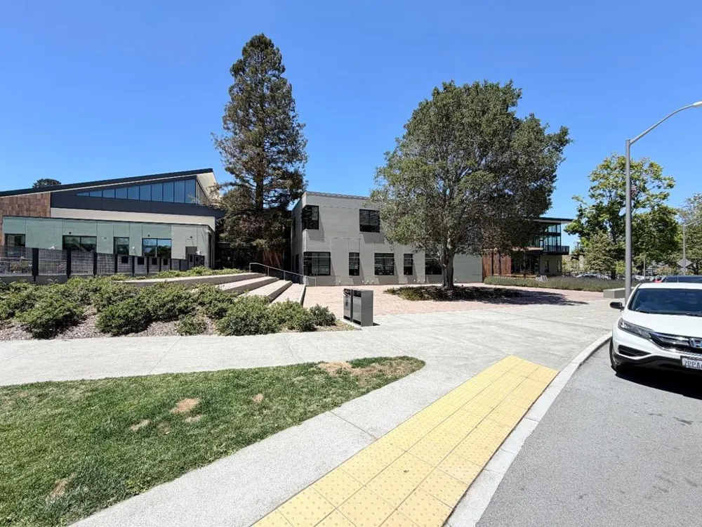140 De Soto Way San Bruno, CA 94066