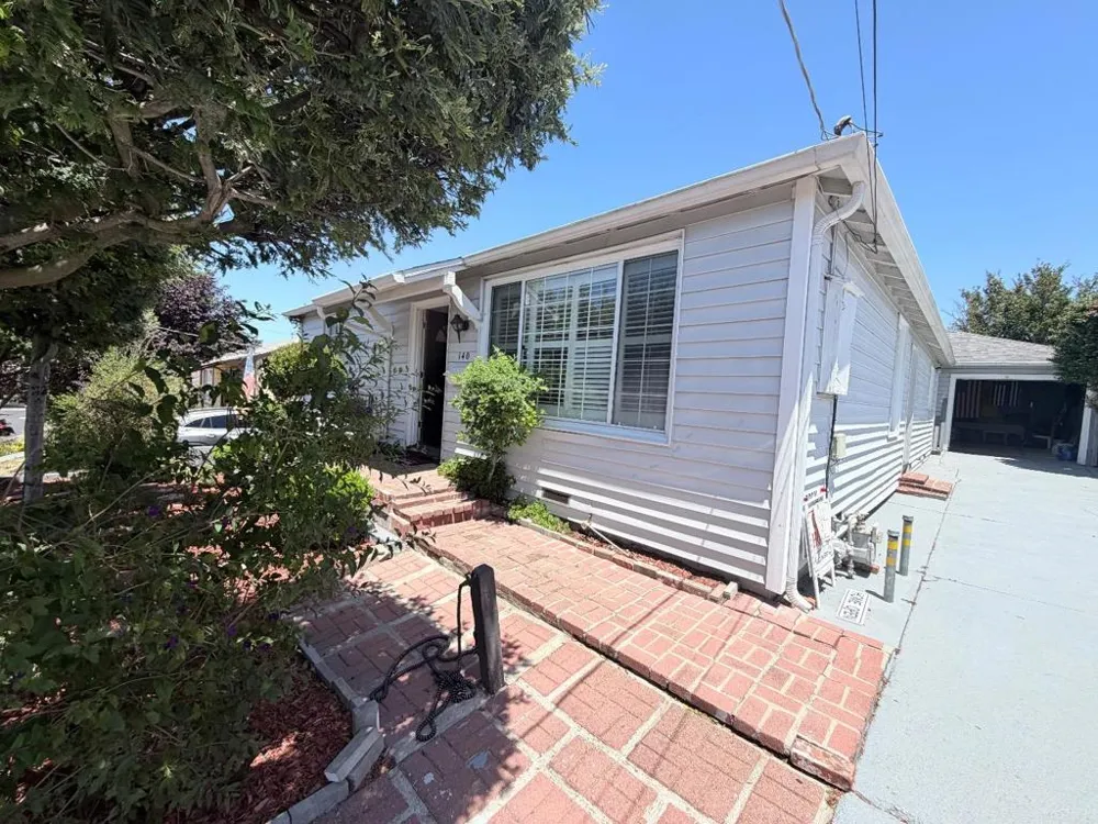 140 De Soto Way San Bruno, CA 94066