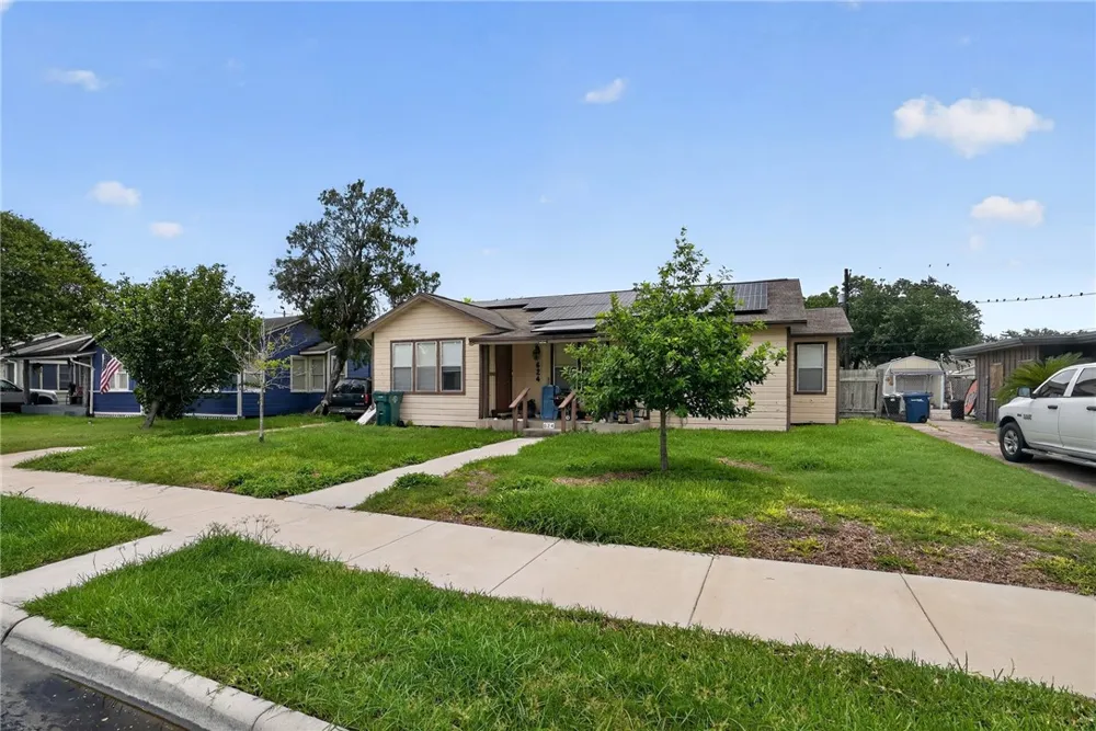 624 Chamberlain Street Corpus Christi, TX 78404