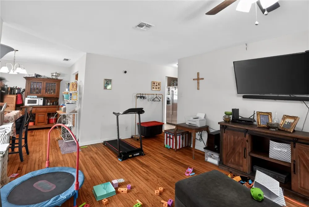 624 Chamberlain Street Corpus Christi, TX 78404