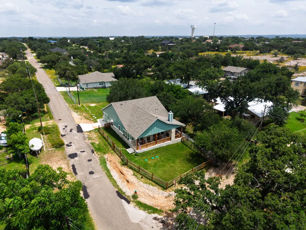 602 Shorewood Drive Granite Shoals, TX 78654