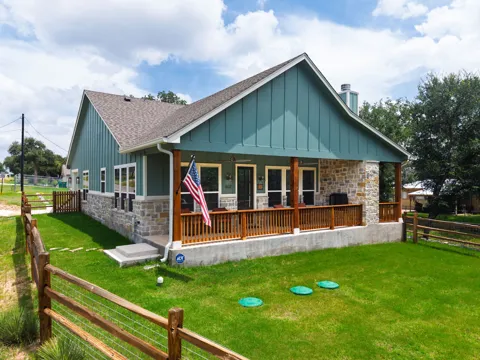 602 Shorewood Drive