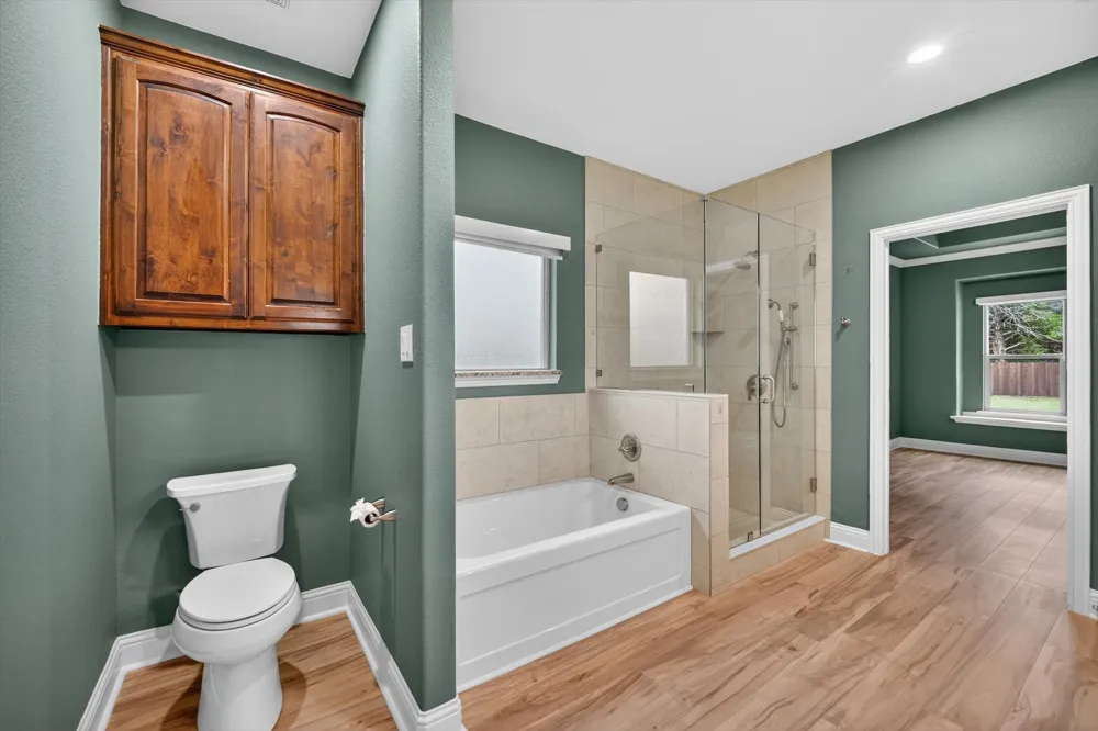 1004 E Main Street Tioga, TX 76271